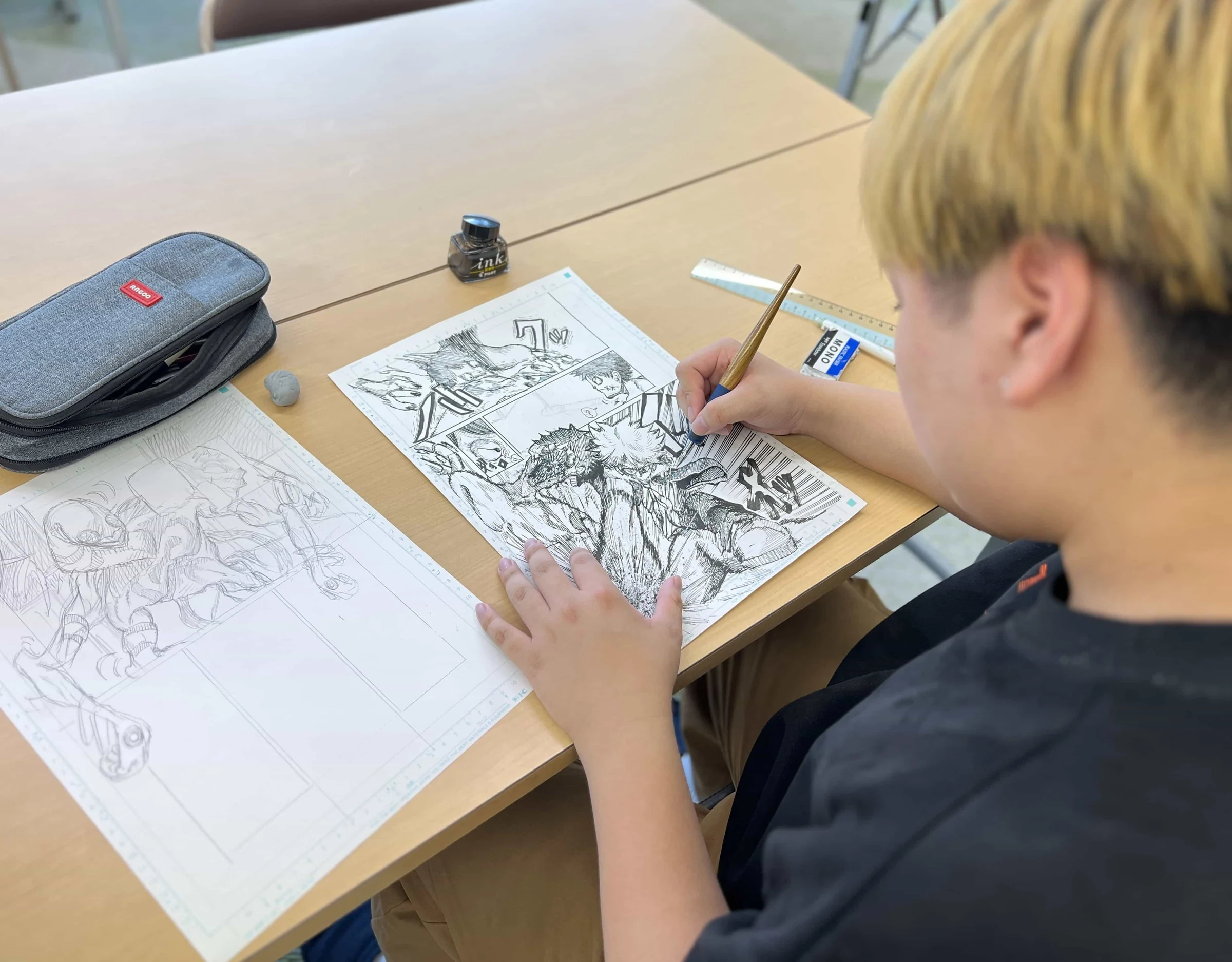 マンガ制作の様子 — レッスン・作品 02